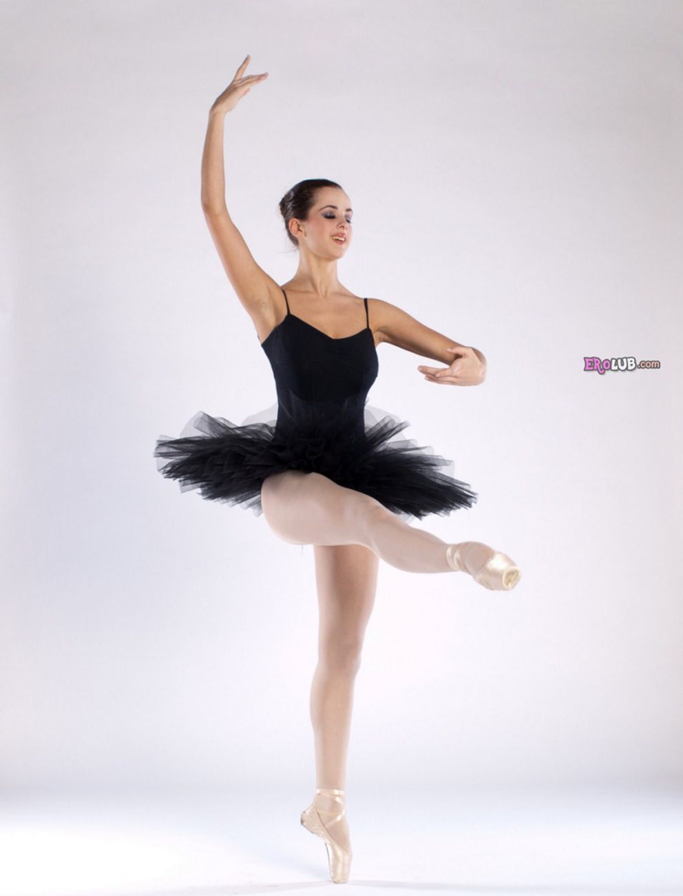 Сексуальная и голая балерина (25 ❤ фото)