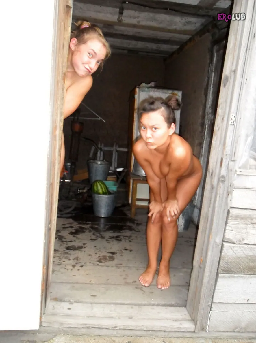 девушки в бане на девичнике